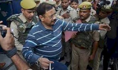 बरेली सेंट्रल जेल से माफिया डॉन बबलू श्रीवास्तव को लेकर प्रयागराज पुलिस रवाना, कल कोर्ट में है पेशी