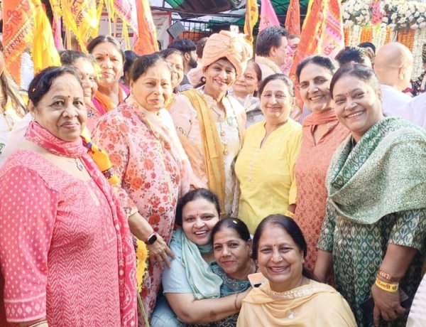 ईस्ट पंजाबी बाग से खाटू श्याम दिल्ली धाम तक भव्य निशान यात्रा का आयोजन